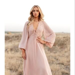 Elegant Pink Lace Maxi Dress